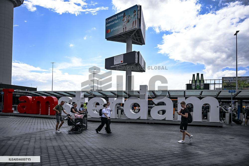 Busiest Travel Day At Schiphol Airport - Amsterdam