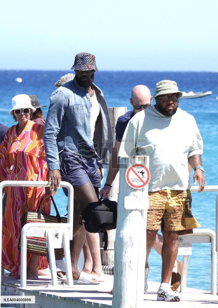 Lebron James Spotted At Club 55 - Saint Tropez