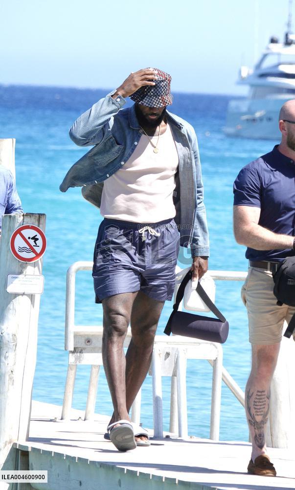 Lebron James Spotted At Club 55 - Saint Tropez