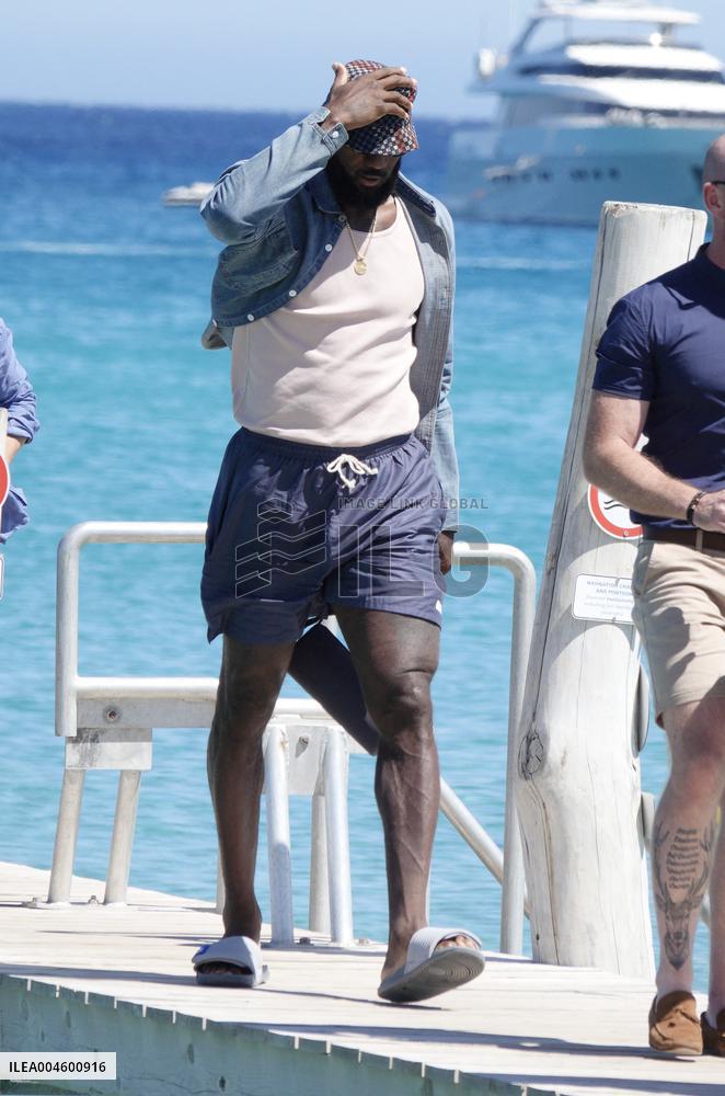 Lebron James Spotted At Club 55 - Saint Tropez