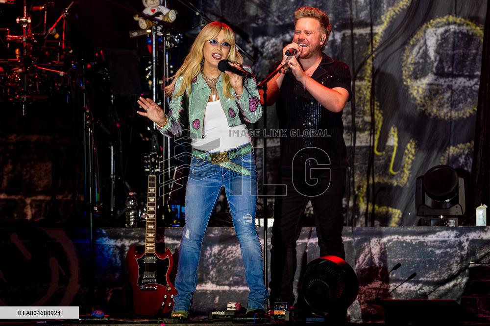 Anastacia Performs Live Concert - Italy