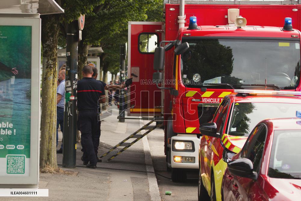 Chemical Leak Forces Evacuation At Jules Verne Clinic - Nantes