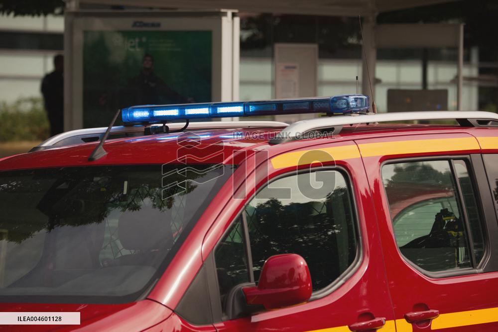 Chemical Leak Forces Evacuation At Jules Verne Clinic - Nantes