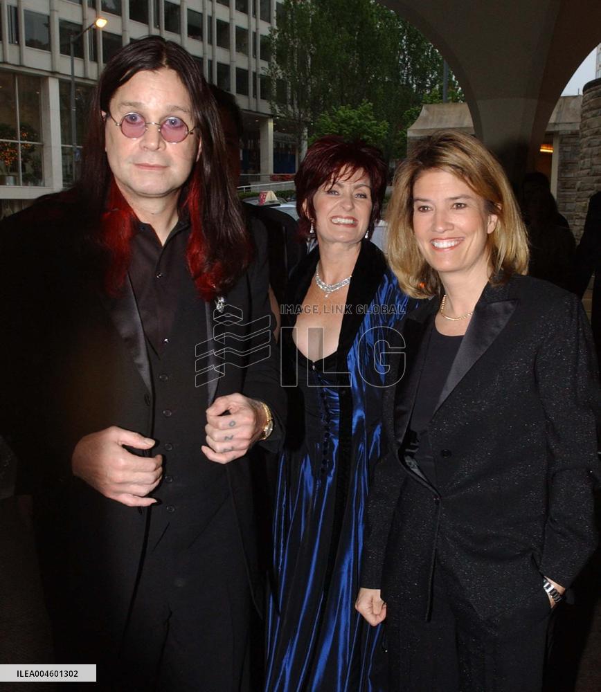 Ozzy and Sharon Osborne at 2002 WHCA Dinner