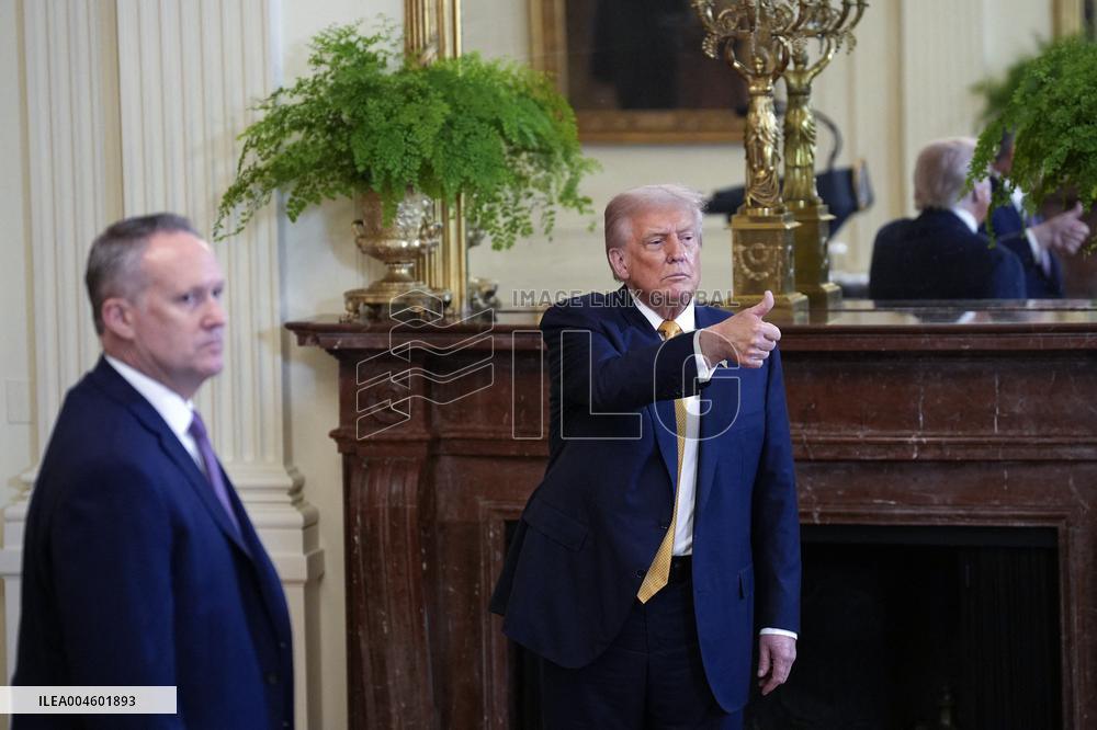 Donald Trump with Republics of Congress - Washington