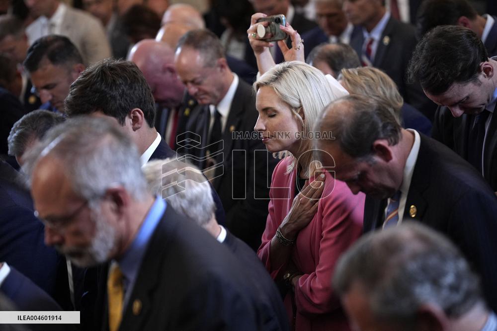 Donald Trump with Republics of Congress - Washington