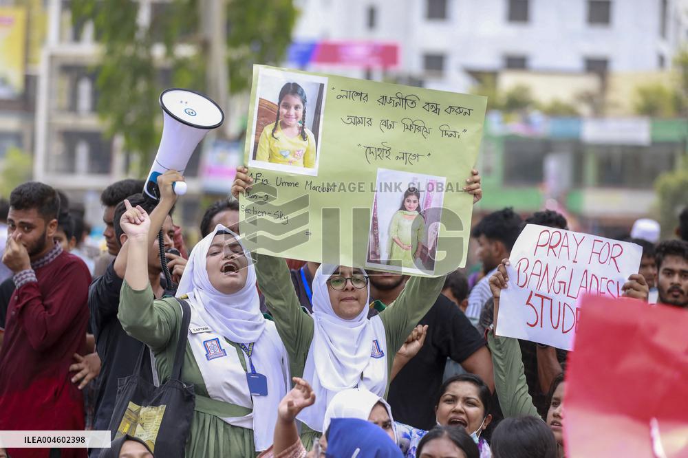 Bangladesh Students Demand Accountability After Deadly Air Force Jet Crash - Dhaka