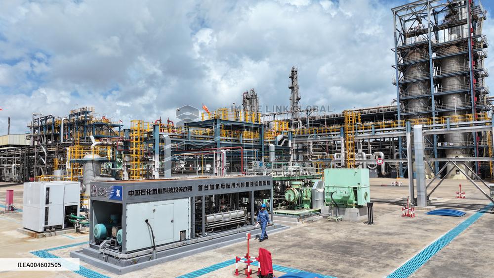 China Built 527 Hydrogen Refueling Stations