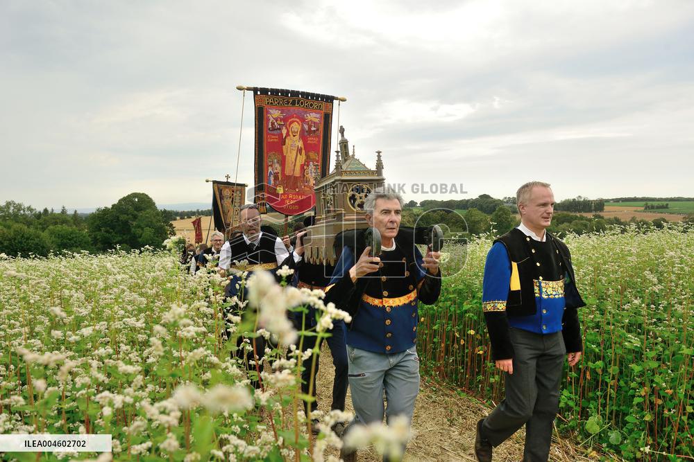 Locronan - La Grande Tromenie - France