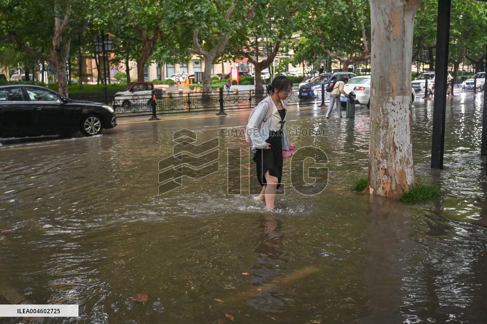Rainstorm Hit Qingzhou