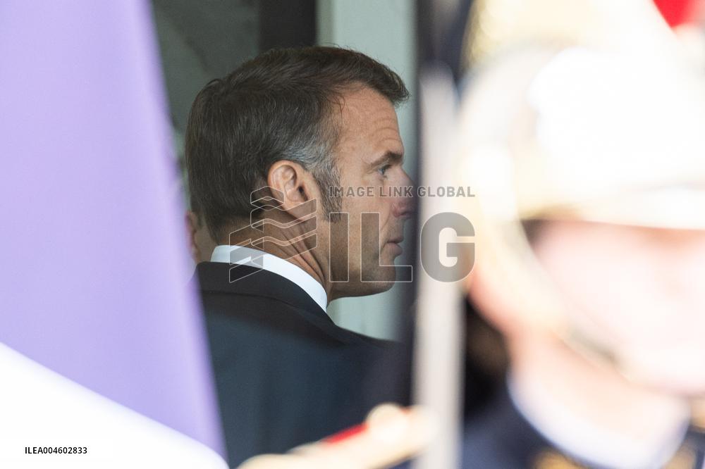 Jotham Napat Received At Elysee - Paris NB