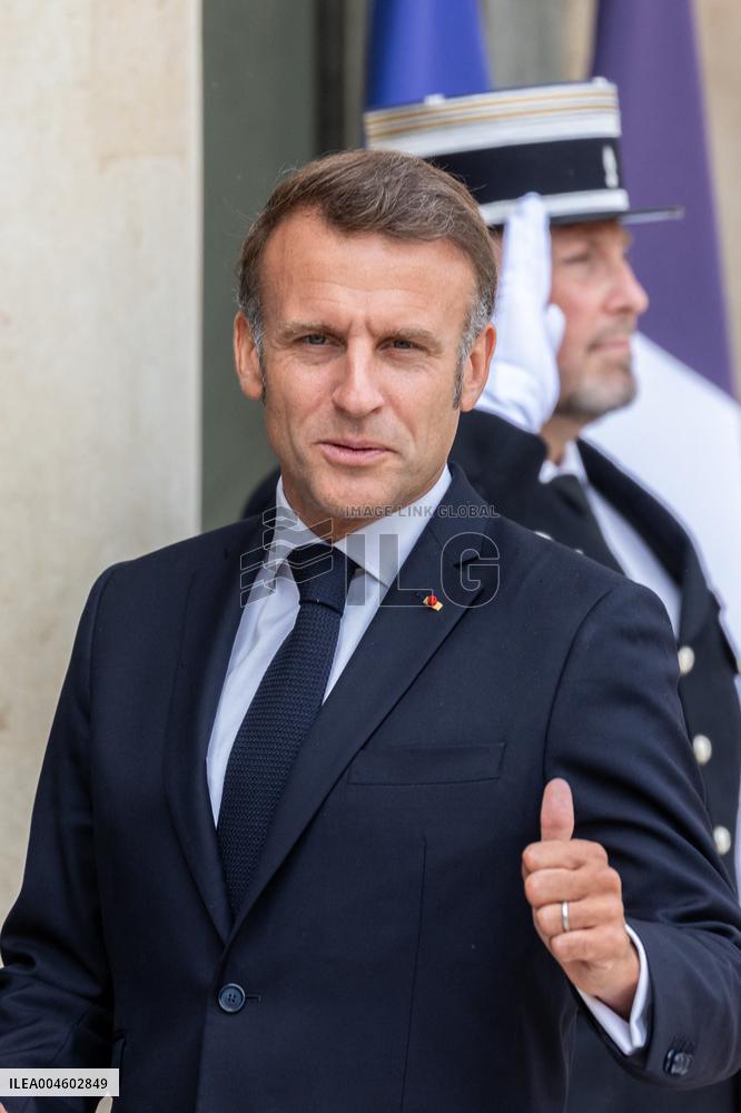 Jotham Napat Received At Elysee - Paris NB