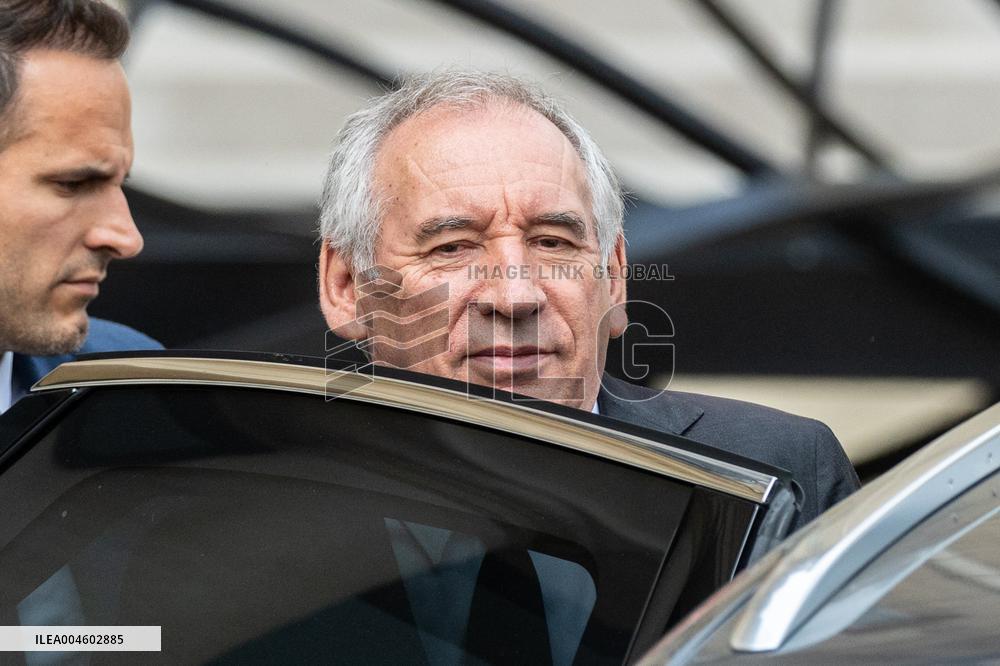 Weekly Cabinet Meeting - Paris NB