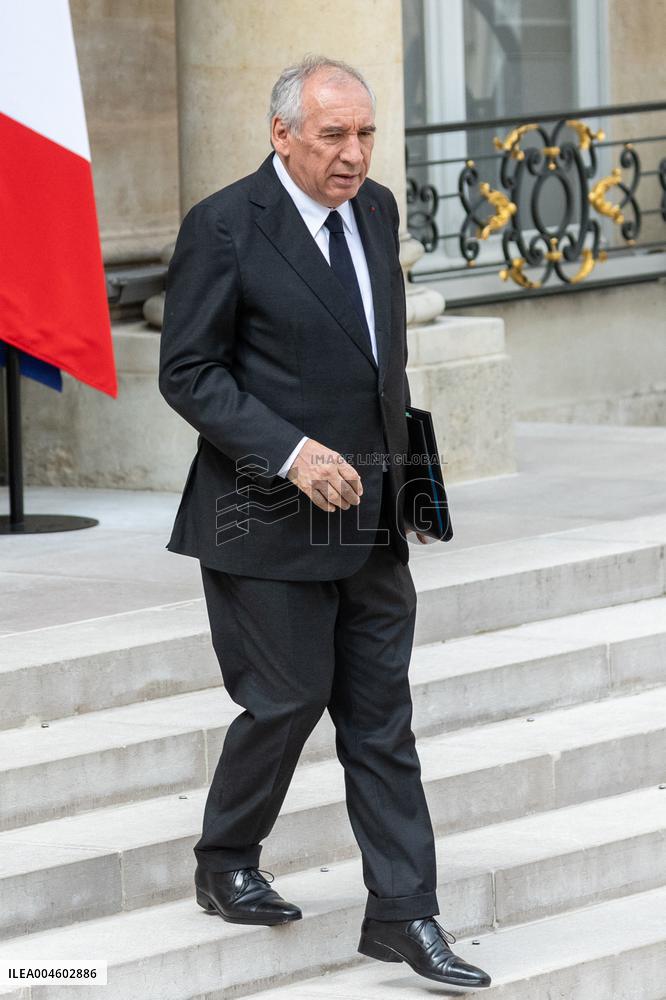 Weekly Cabinet Meeting - Paris NB