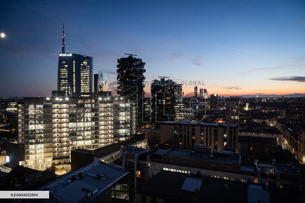 Panoramic Views of Milan's Porta Nuova District - Italy