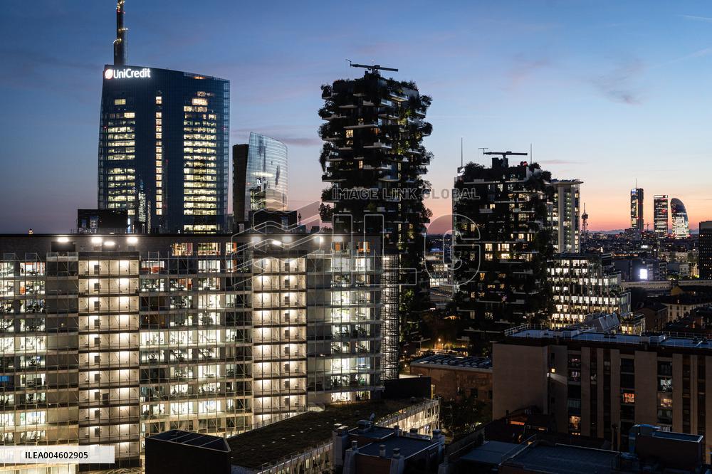 Panoramic Views of Milan's Porta Nuova District - Italy
