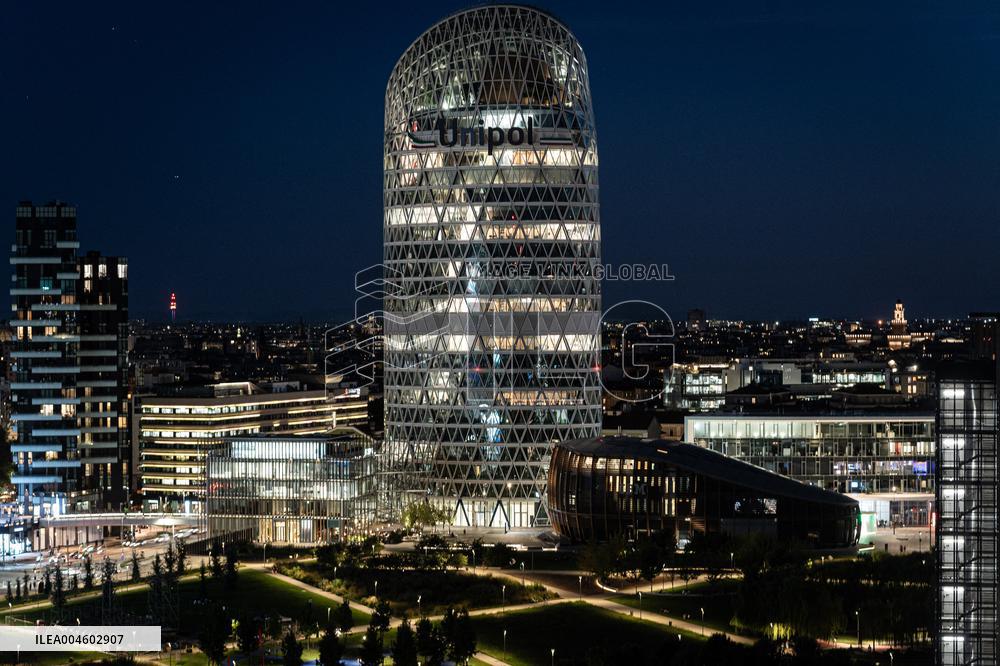 Panoramic Views of Milan's Porta Nuova District - Italy