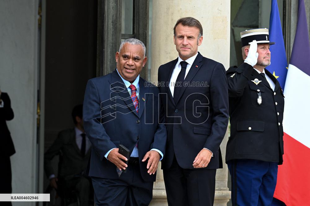 Jotham Napat Received At Elysee - Paris