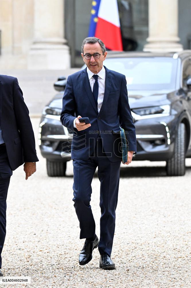 Cabinet Meeting Concludes at Elysee Palace - Paris