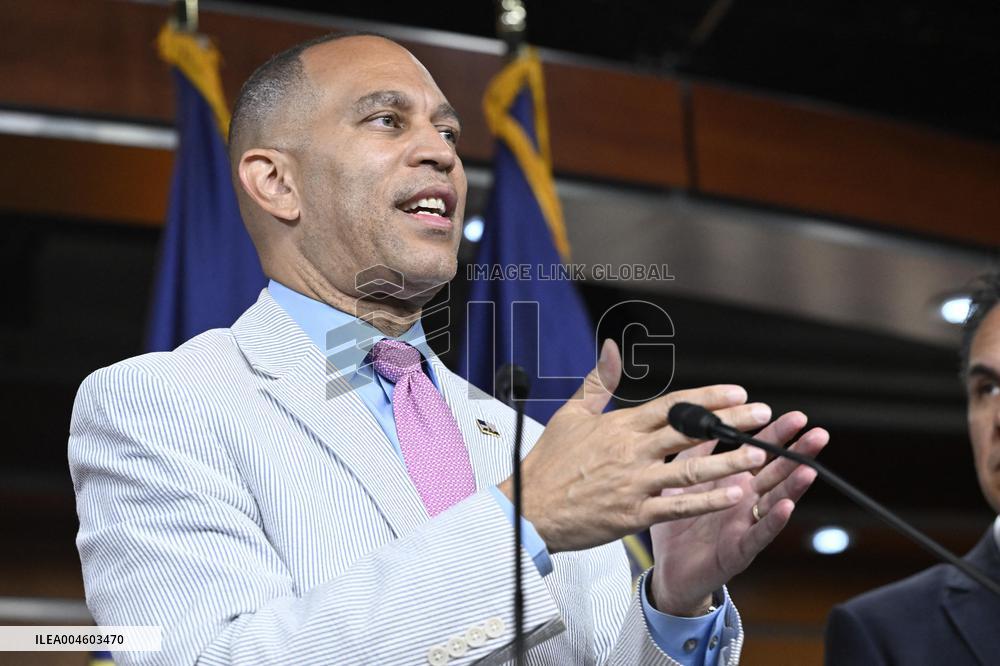US House Democratic Leadership Press Conference