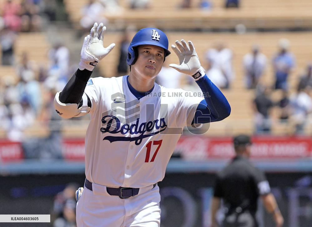 Baseball: Twins vs. Dodgers