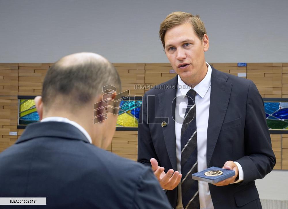 Nobel Peace Prize committee chair in Nagasaki