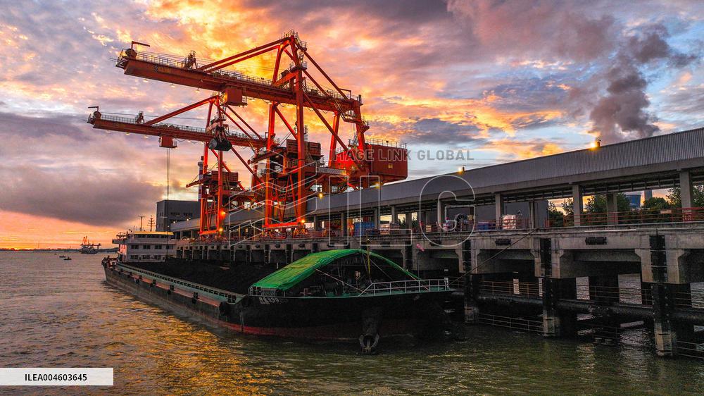 Power Grid Peak Load in summer