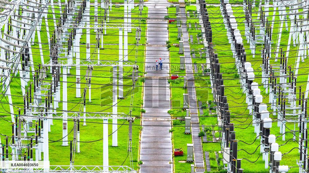 Power Grid Peak Load in summer