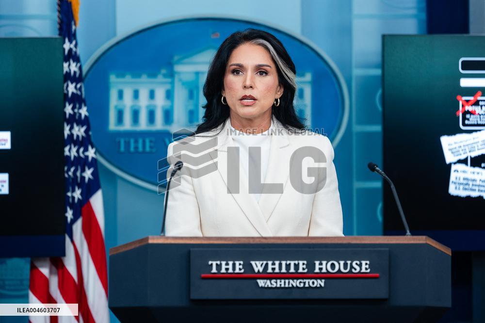 Karoline Leavitt Addresses Press - DC