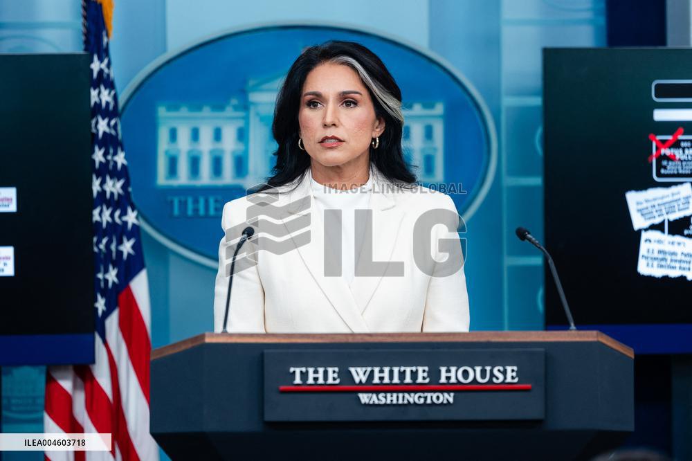 Karoline Leavitt Addresses Press - DC