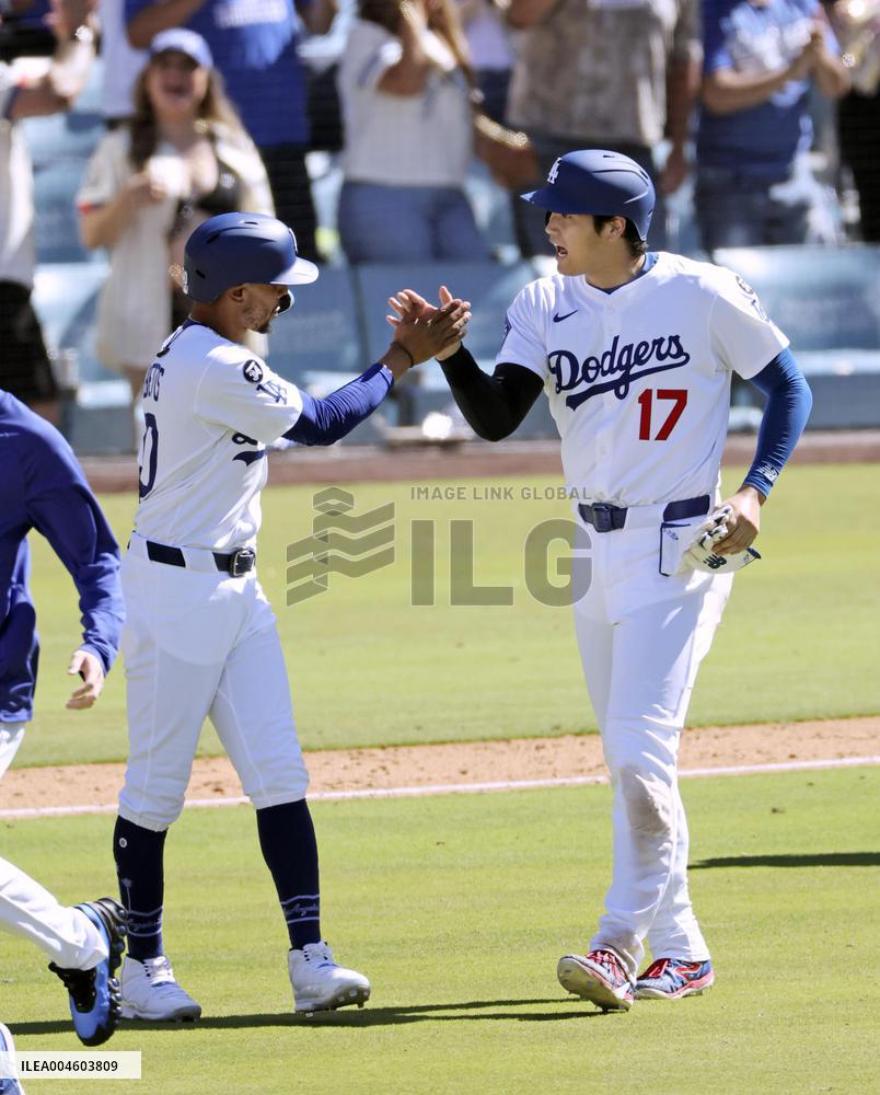 Baseball: Twins vs. Dodgers