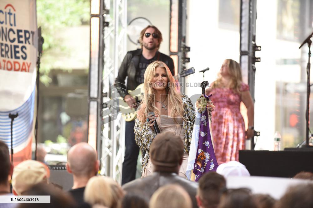 Jessica Simpson Performs At Today Show - NYC