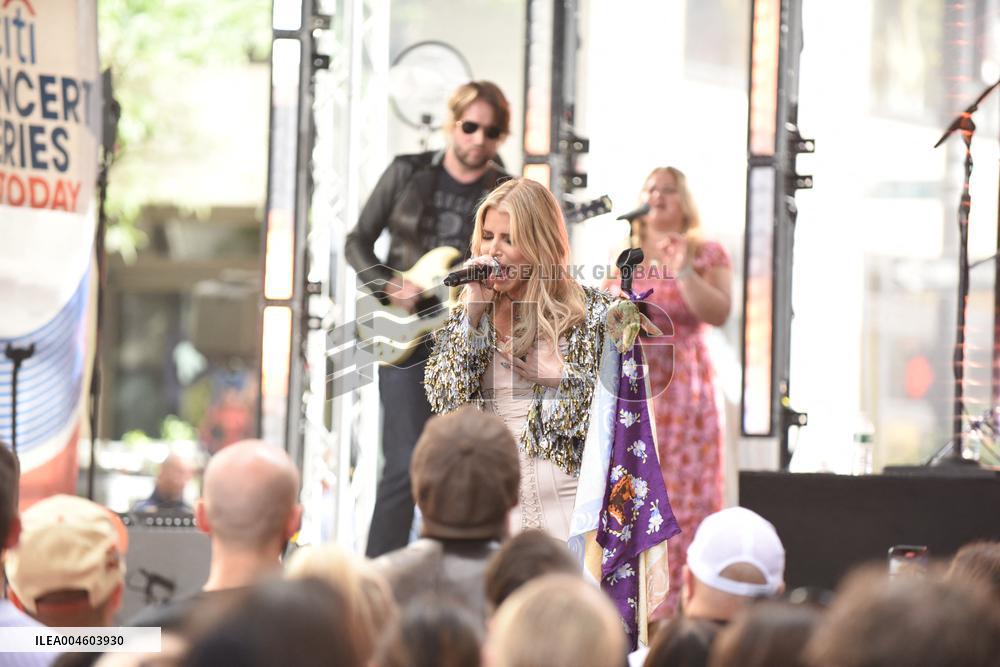 Jessica Simpson Performs At Today Show - NYC