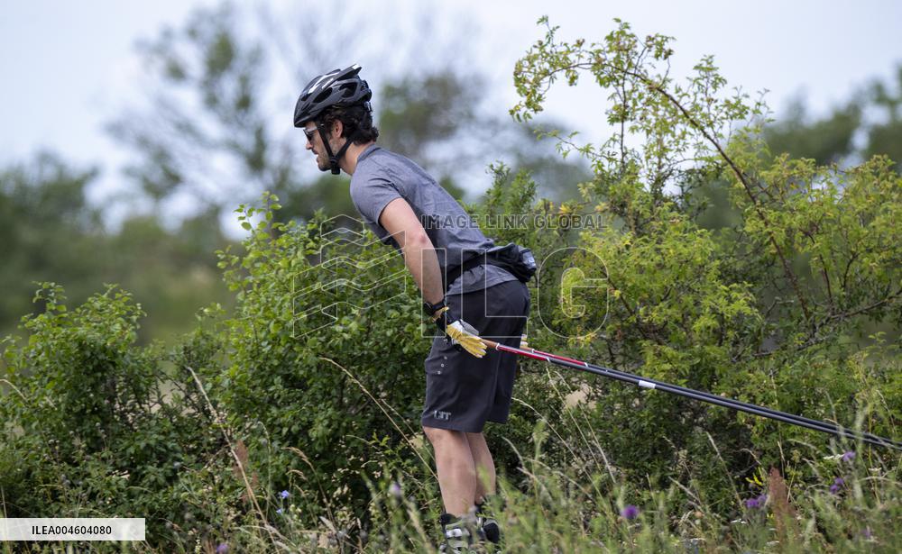 CARL PHILIP ROLLER SKIS