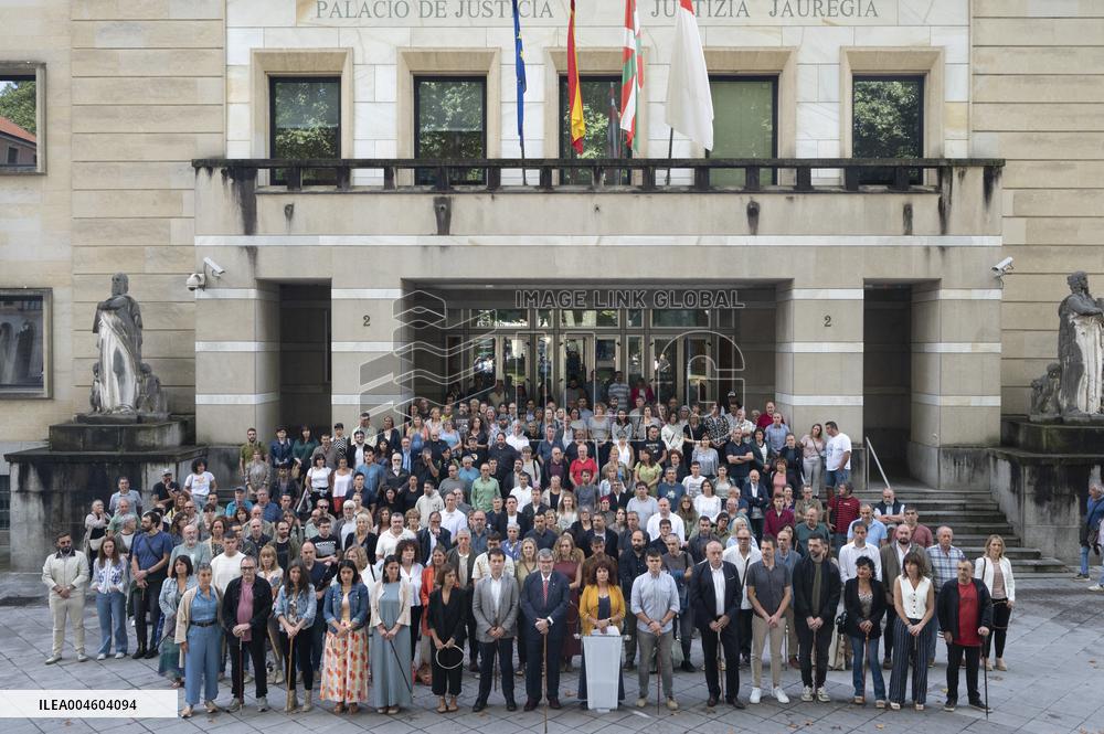 200+ Mayors Rally in Bilbao Against Basque Language Ruling - Spain