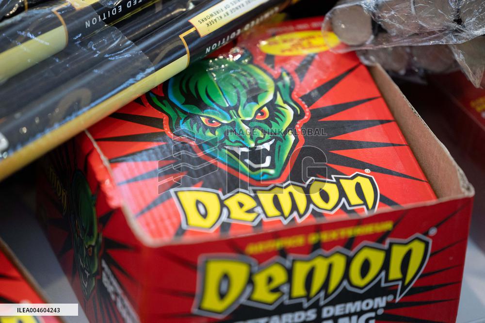 Bruno Retailleau visits the 20th Arrondissement Police Station - Paris