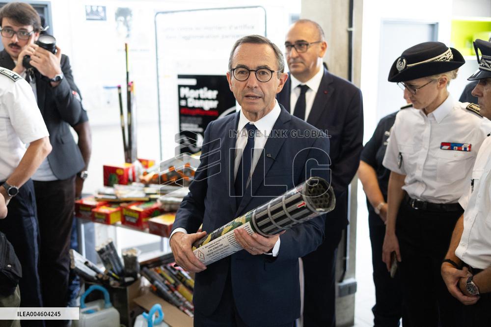 Bruno Retailleau visits the 20th Arrondissement Police Station - Paris