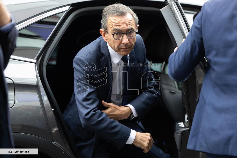 Bruno Retailleau visits the 20th Arrondissement Police Station - Paris