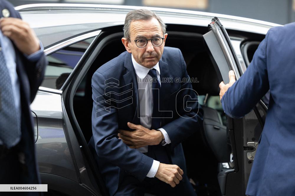 Bruno Retailleau visits the 20th Arrondissement Police Station - Paris