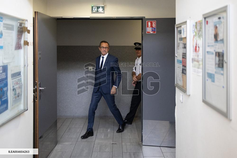 Bruno Retailleau visits the 20th Arrondissement Police Station - Paris