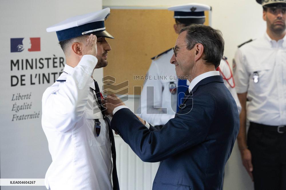 Bruno Retailleau visits the 20th Arrondissement Police Station - Paris