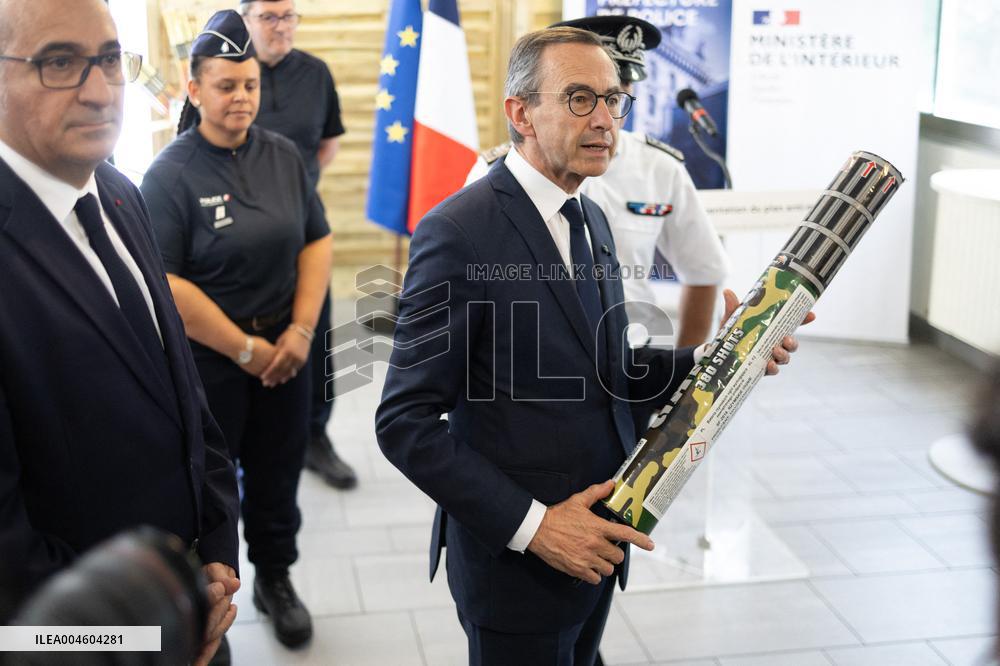 Bruno Retailleau visits the 20th Arrondissement Police Station - Paris
