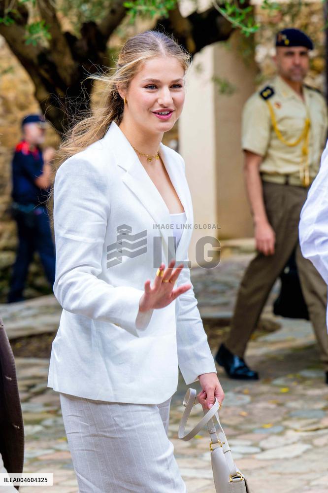 Princess Leonor And Infanta Sofia Working Visit - Sant Marti Vell