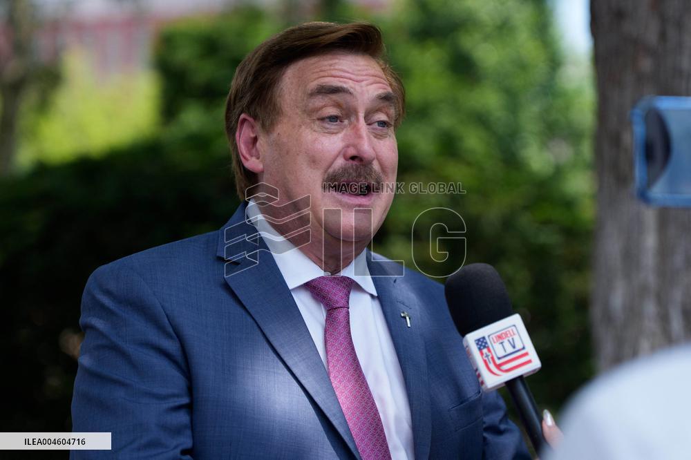 Mike Lindell outside White House