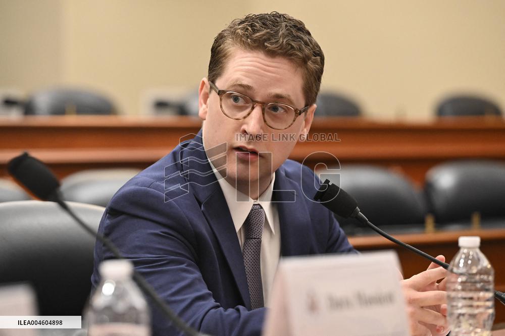 Commission on Security and Cooperation in Europe press briefing focusing on intercepting terror, focusing on strengthening Ukrai