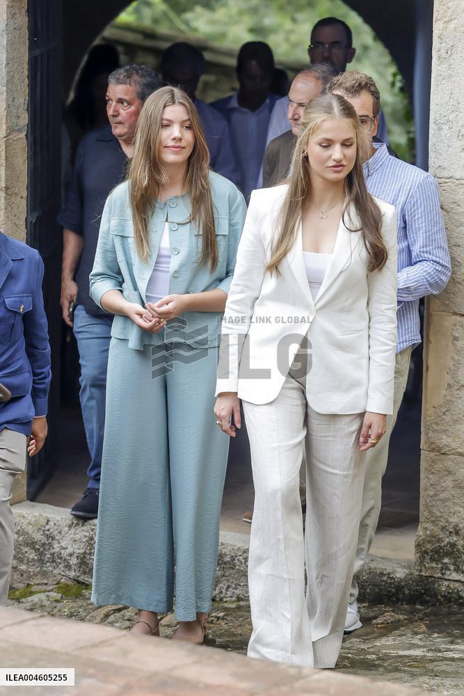 Spansih Royals visit San Marti del Vall