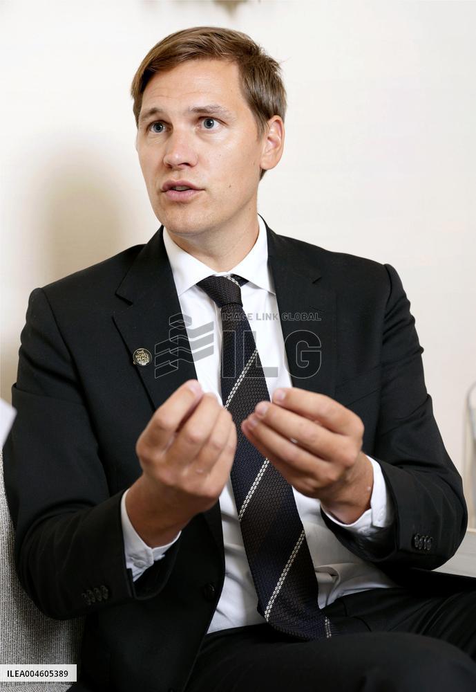 Nobel committee chair in Japan