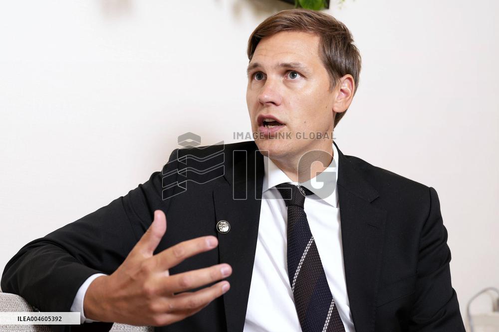 Nobel committee chair in Japan