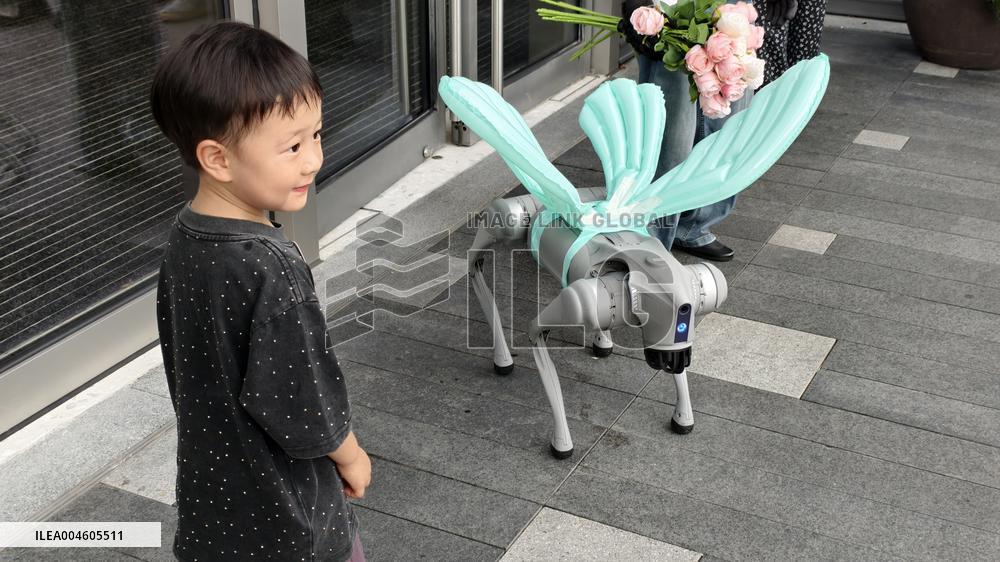 WAIC Unitree Robot