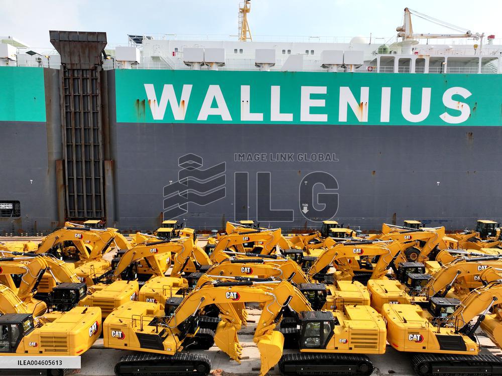 Excavator Export
 Growth